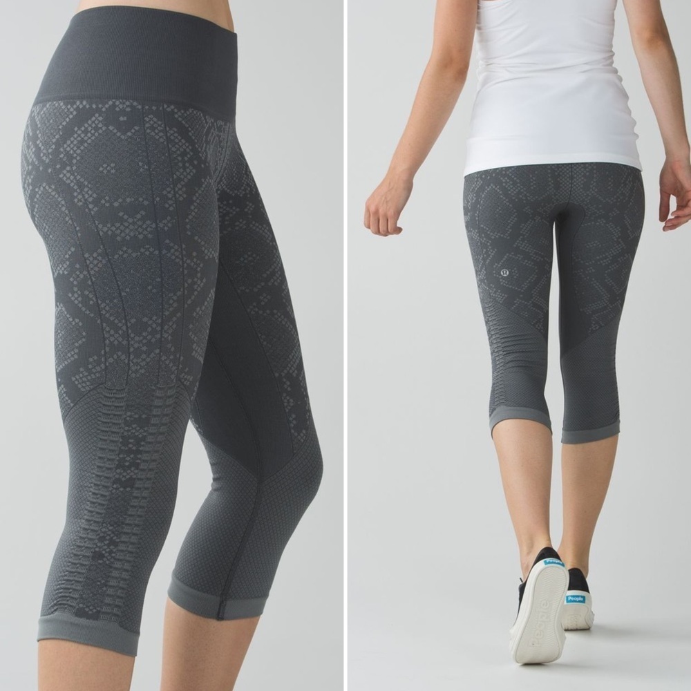 Lululemon Gray In The Flow Crop II Athletic Leggings Women’s Size 4